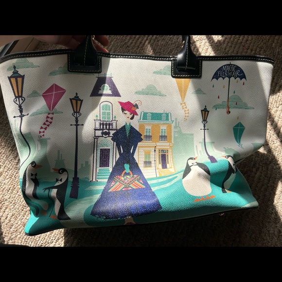 DOONEY & BOURKE MARY POPPINS RETURNS TOTE - Picture 2 of 5